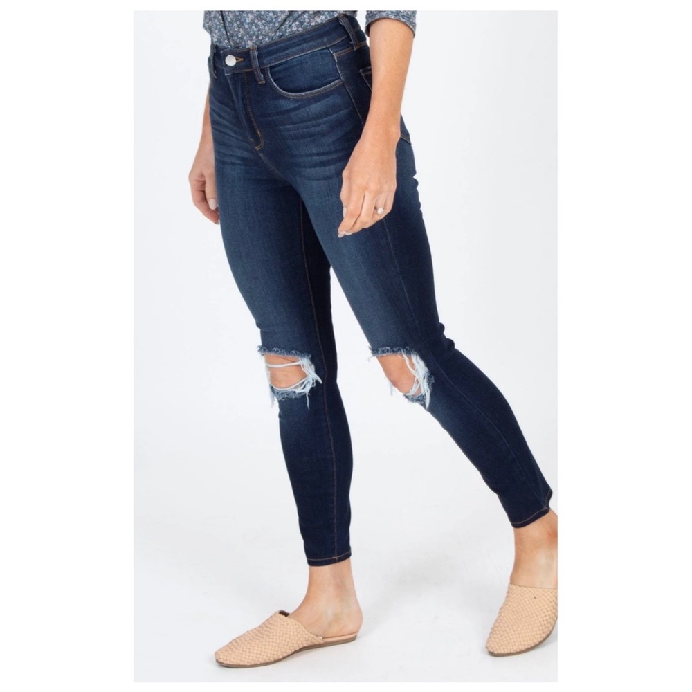 L’Agence Women’s Sz 26 Mid Rise Jeans Dark Wash Skinny Distressed Stretch Denim